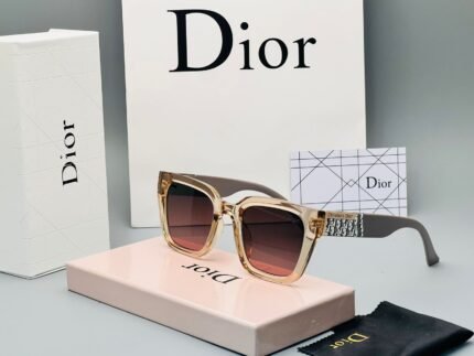 نظارة شمسية نسائية